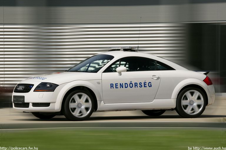 Audi-Policie-4.jpg