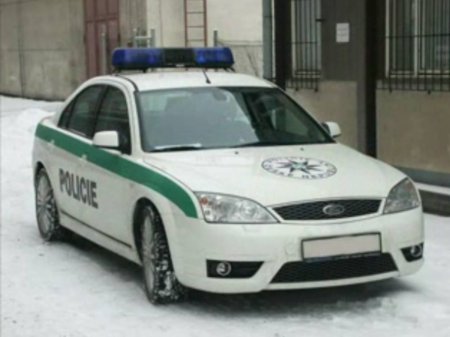 222642_auto-policie.jpg